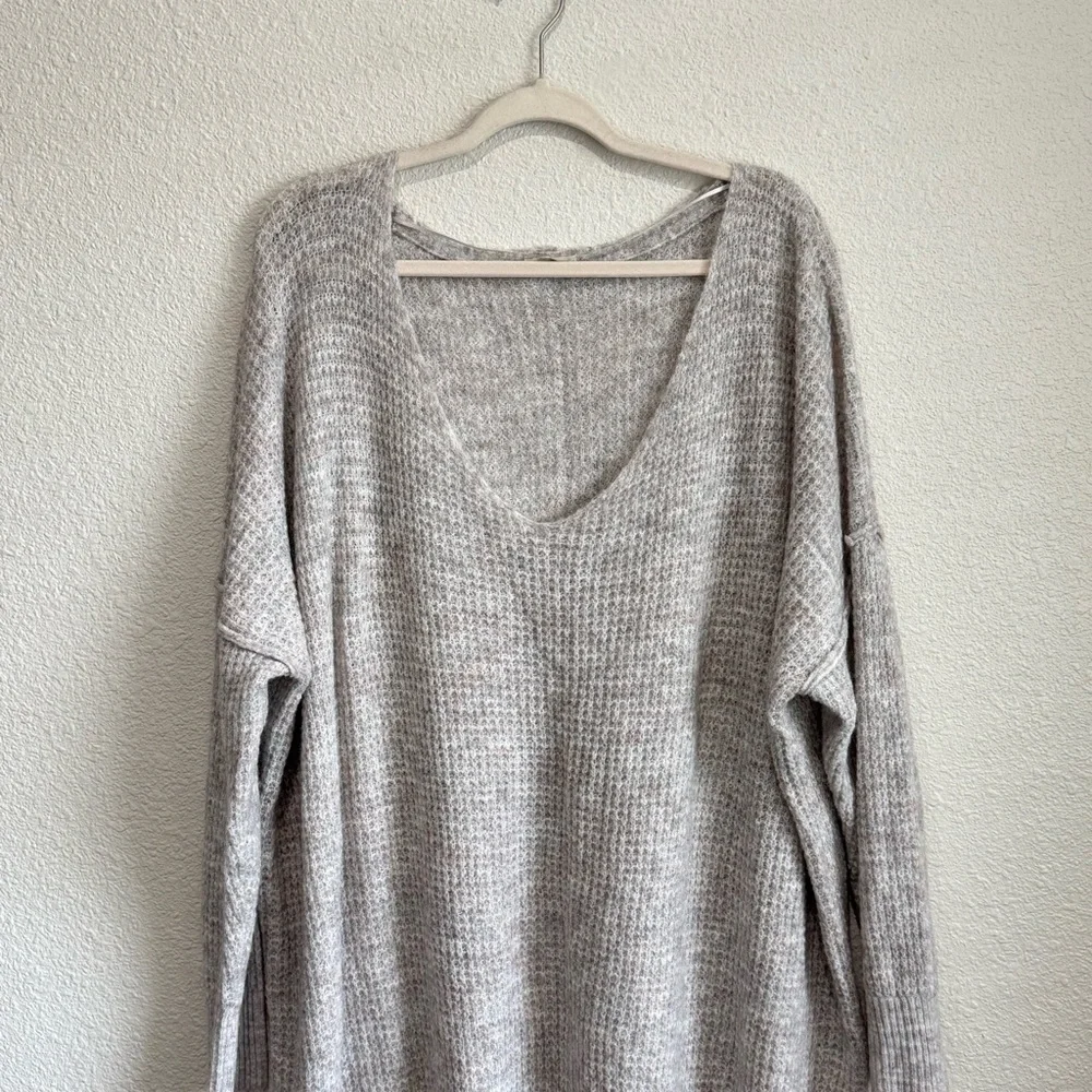 Free People Intimately Womens M/L Comfy Oversized‎ Waffle Knit Sweater Grey Pink